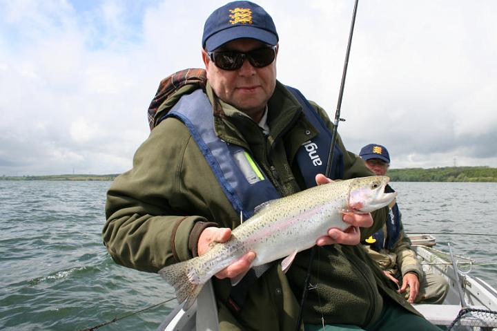 Boat Fishing at Grafham Water by Fishpics (16).jpg